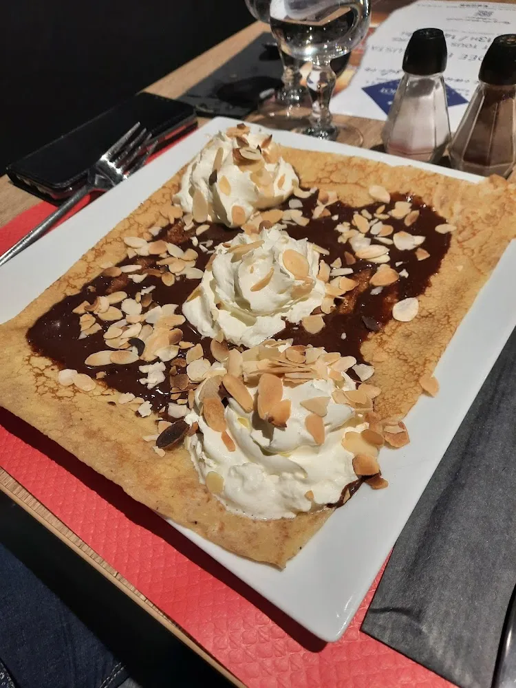 Crêpe Chocolat Avec Chantilly